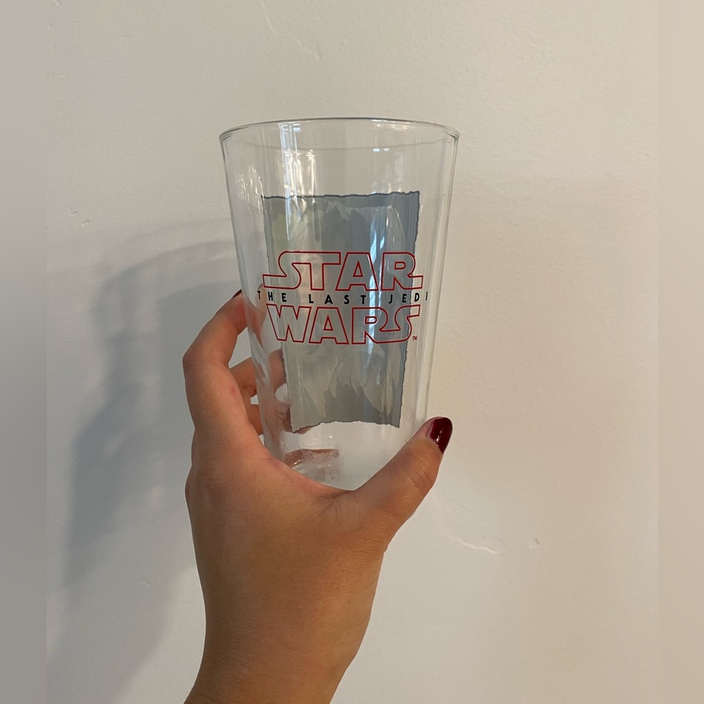 STAR WARS The Last Jedi Pint Glass -Rose Tico - Picture 4 of 5